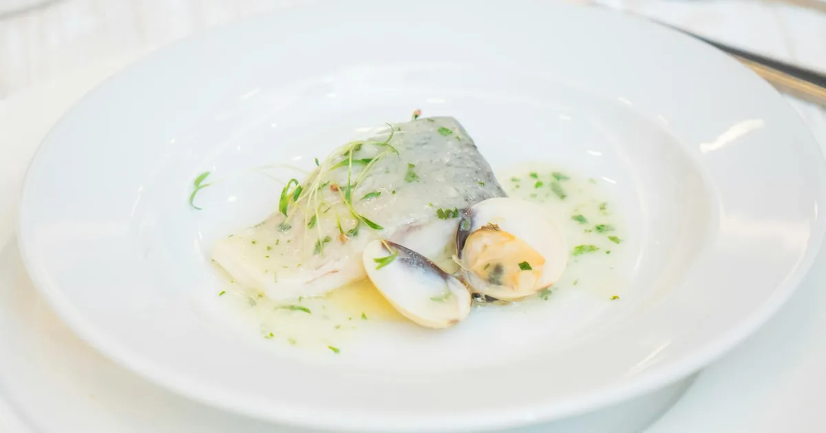 Gdzie zjesz dobrą rybę w Słupsku i okolicy? Sprawdzone miejsca i lokalne smaki